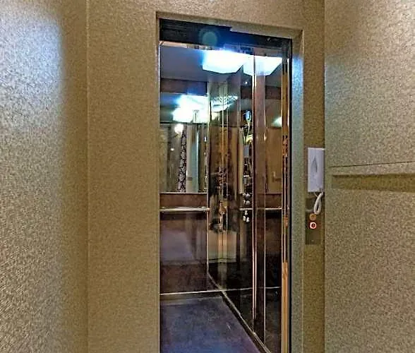 Antica Dimora De Michaelis 4* Rome